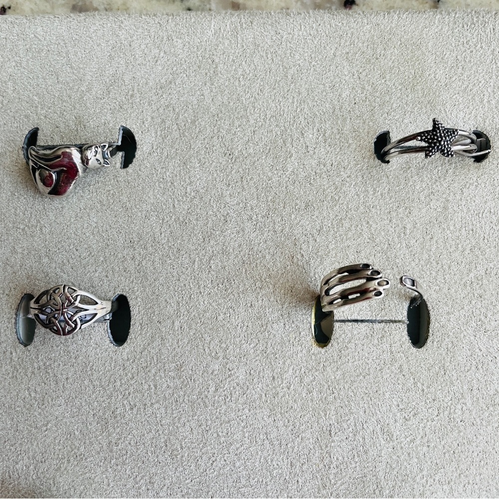 Kitty Cat Horizontal Sterling Silver Ring Available in Sizes 7, 8, 10 - Picture 11 of 13